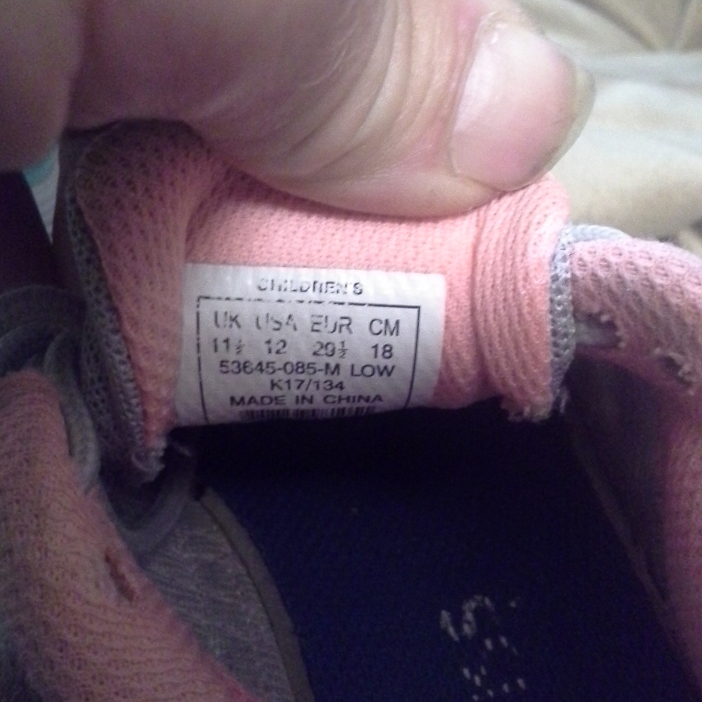 Girls trainers - Picture 4 of 4